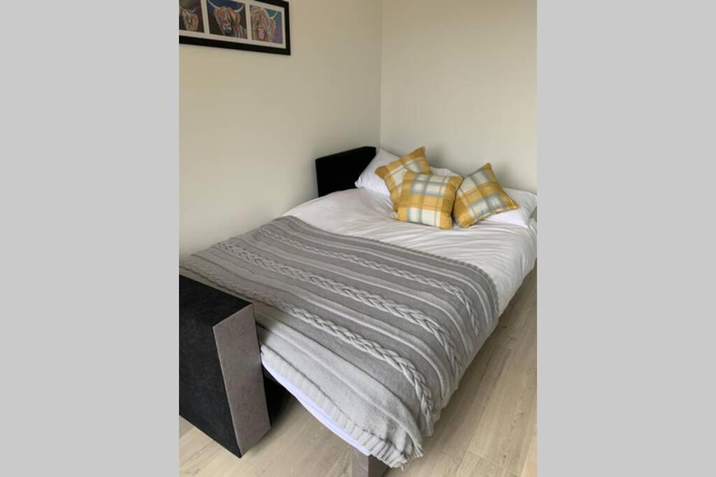 Tomax Garden Cabin Free Parking Inverness Luaran gambar